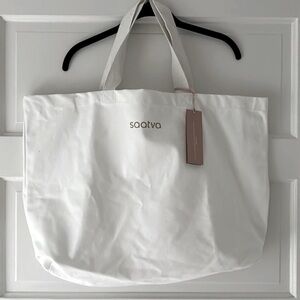 NWT Saatva white canvas tote bag.